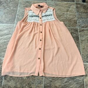 BKE Coral Sleeveless Tunic with Lace Accents